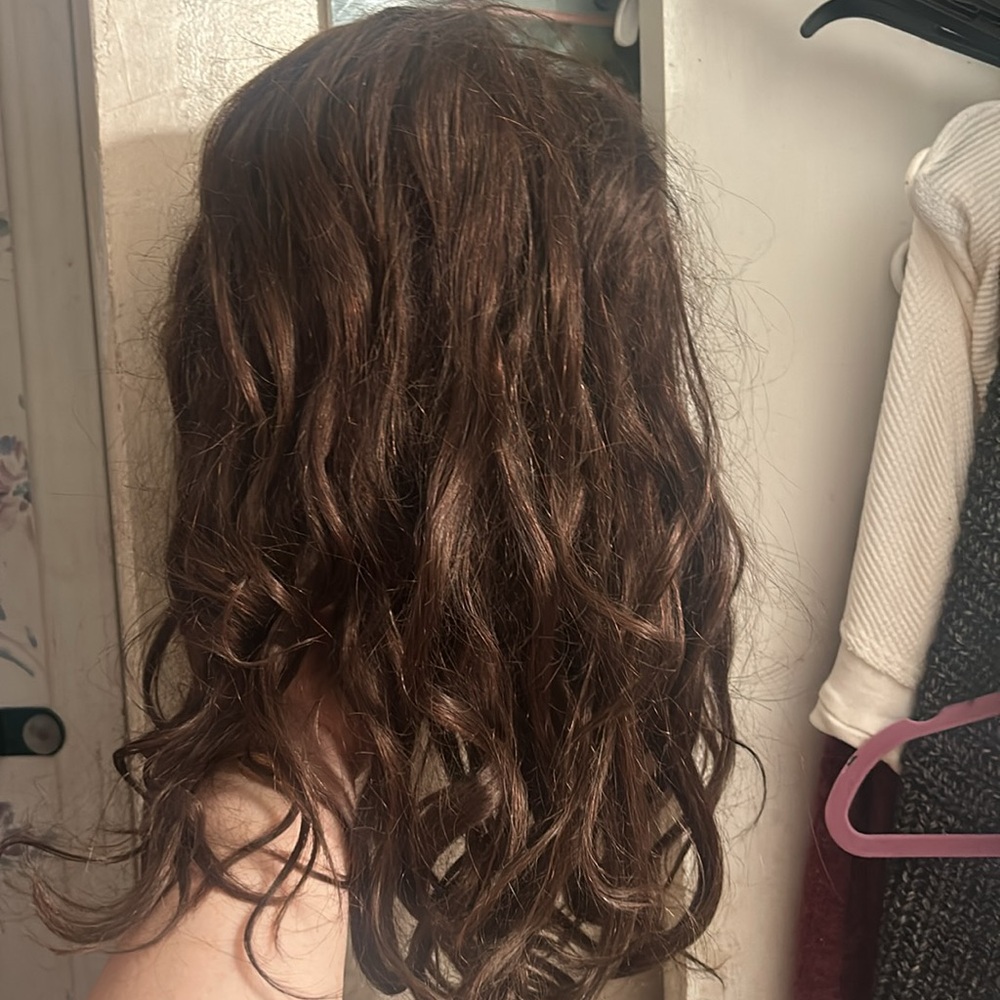 Beautiful 100% human hair 24 inch wavy- brown & reddish undertones/BOBBI BOSS - Picture 2 of 14